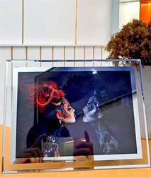 Ảnh kính tràn viền